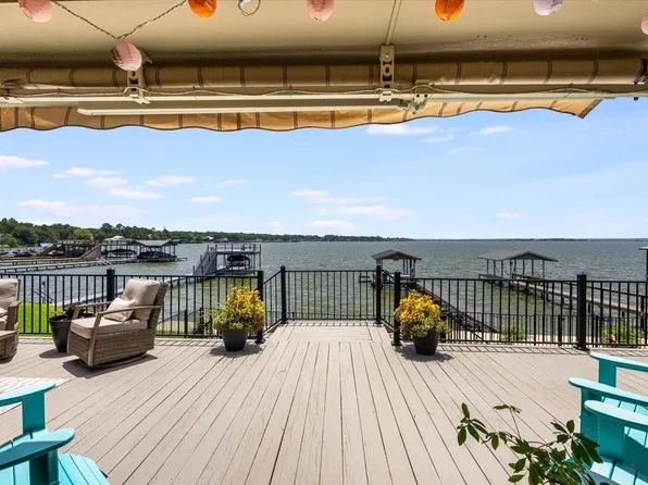 219 Admiral Dr, Gun Barrel City, TX 75156