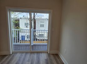 1821 Mifflin St, Philadelphia, PA