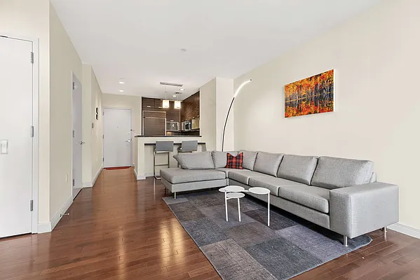 Rented by Compass | media 27