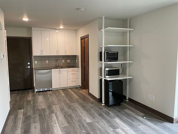 5th image of 8509 14th Ave NW #4306