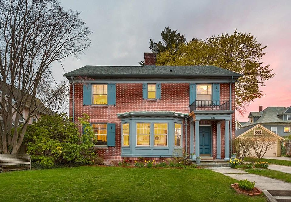 1425 Narragansett Blvd, Cranston, RI 02905 Zillow