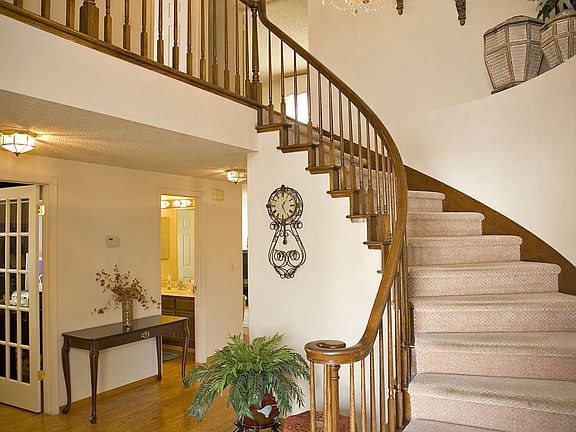 3rd image of 32748 Fairmead St