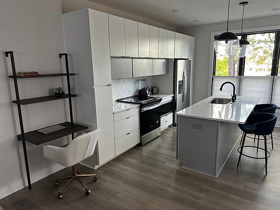 3rd image of 4535 Radler Ct