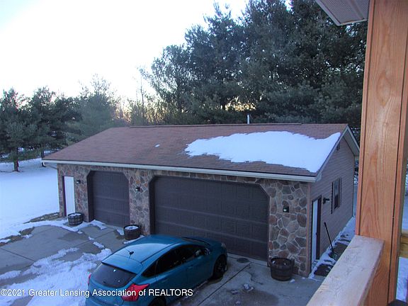 3rd image of 7780 W Vermontville Hwy