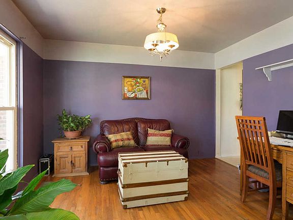 3rd image of 733 Gascogne Dr