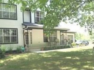 3008 Fry Rd, Highland, MI 48357