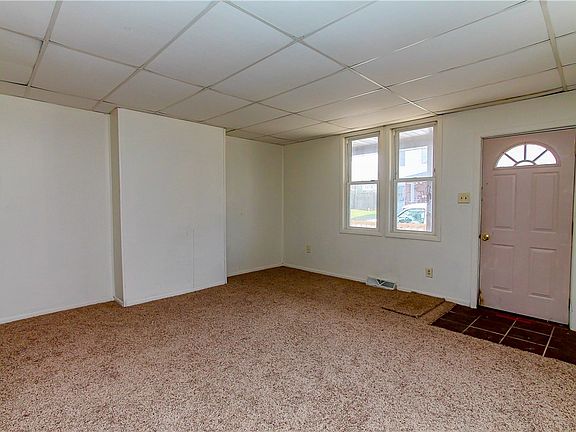 3rd image of 175/179 Maple Ave
