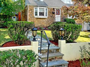 26 Custer Ave, Yonkers, NY 10701