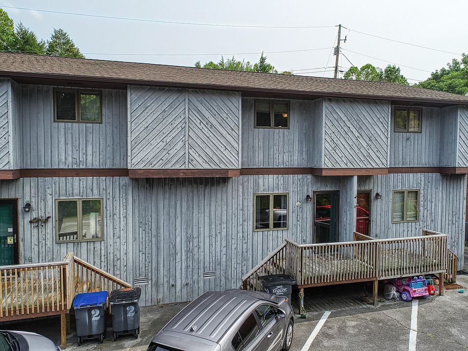 1st image of 457 Eastley Ct APT 3