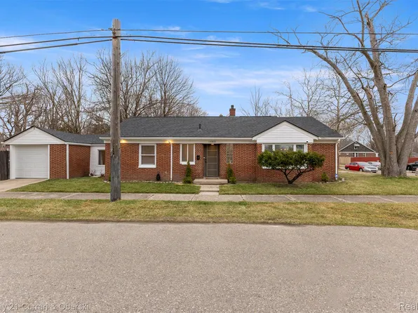 14801 Spring Garden St, Detroit, MI 48205