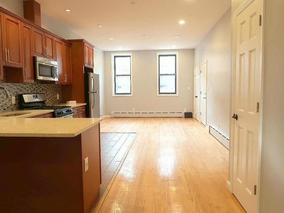 1st image of 245 Rogers Ave #1