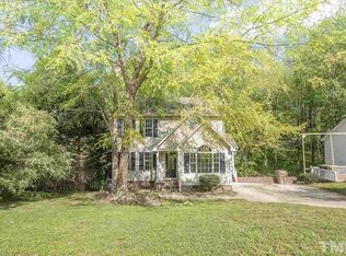 208 Hocutt Dr, Clayton, NC 27520