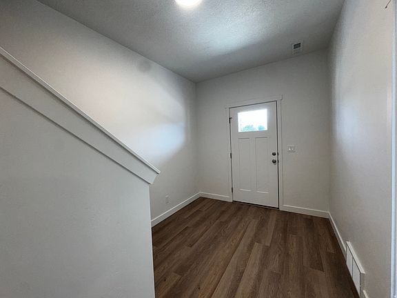 2nd image of 1562 N 1875 W #244