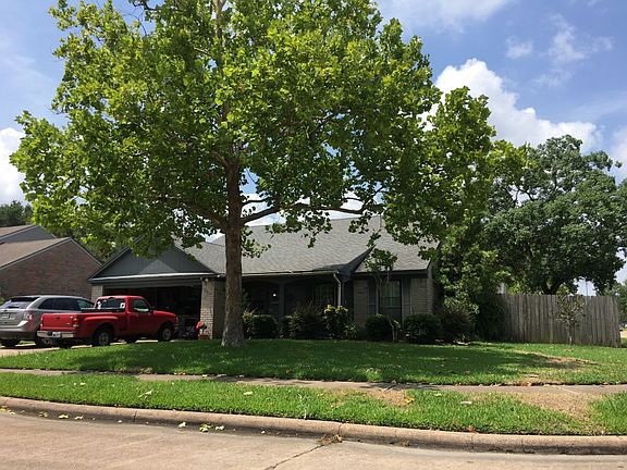 3rd image of 2512 Shady Bend Dr