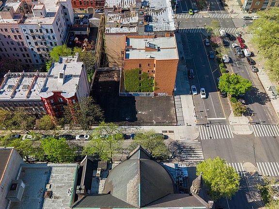 2nd image of 166 W 128th Street