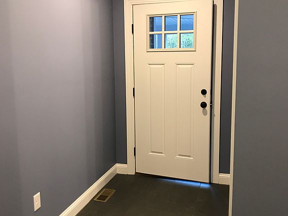 2nd image of 14 Abbi Ln