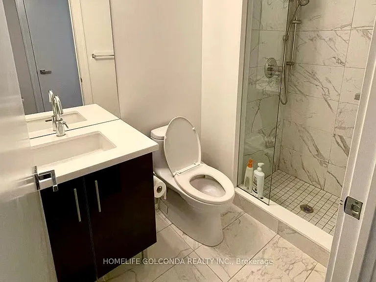 29 Queens Quay E #624 — Photo 19