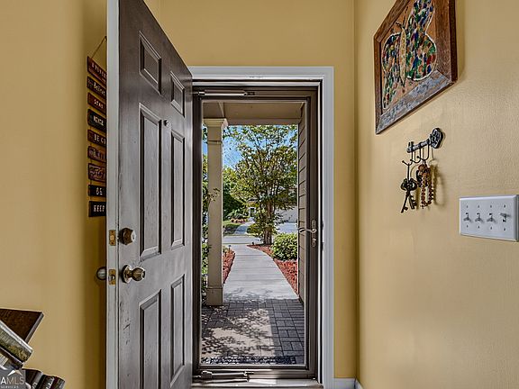3rd image of 230 River Meadow Dr