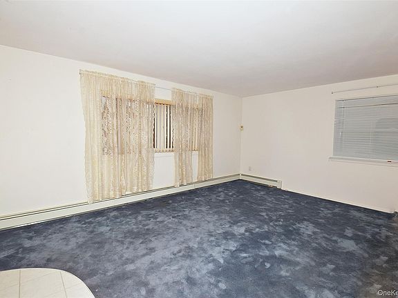 3rd image of 54 Grand Street