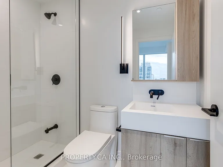 127 Broadway Ave #1401 — Photo 13