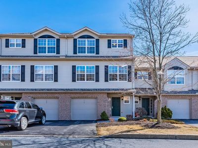110 Hawk Ct, Hummelstown, PA, 17036
