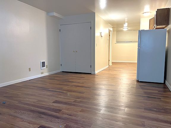 3rd image of 1201 NE 52nd St APT A
