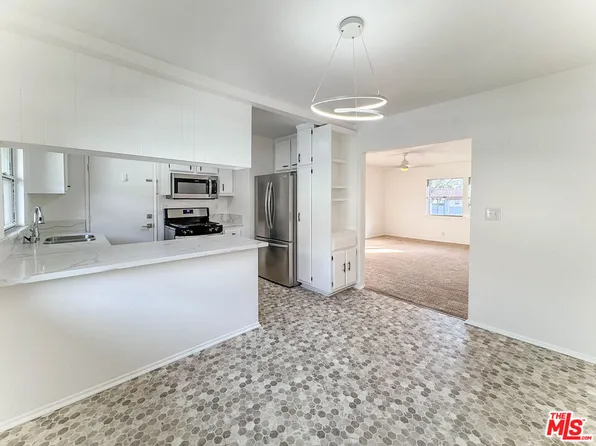5829 Bowcroft St Unit 4, Los Angeles, CA 90016