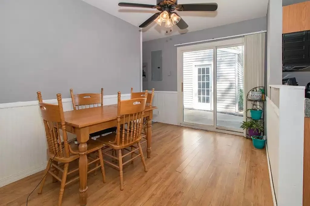 3 bed, 1001 sqft, $1,650 — Photo 4
