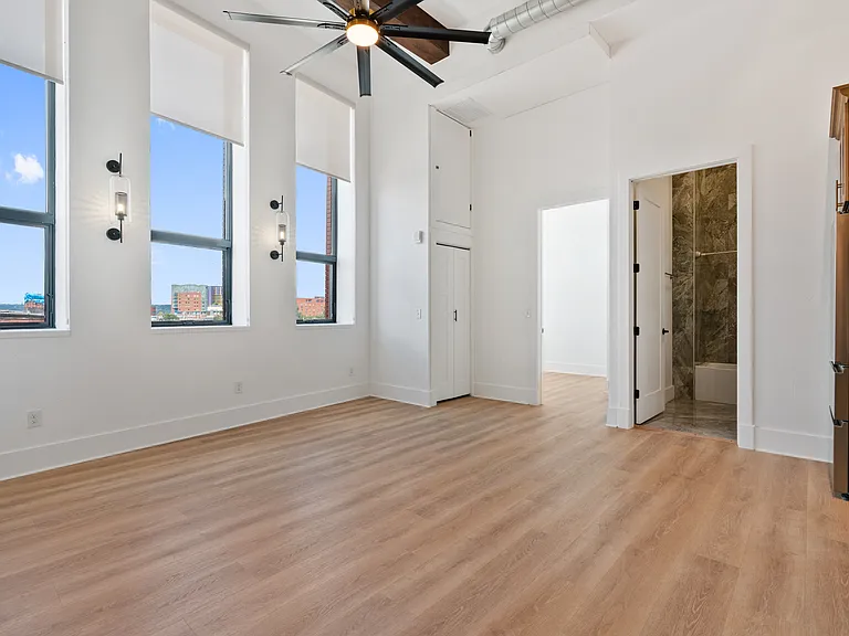 251 Pearl St #307 — Photo 1