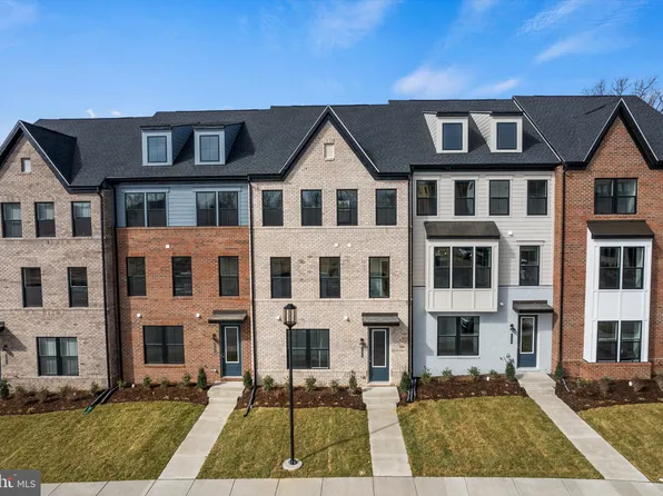 10941 Reunion Ln, Upper Marlboro, MD 20774