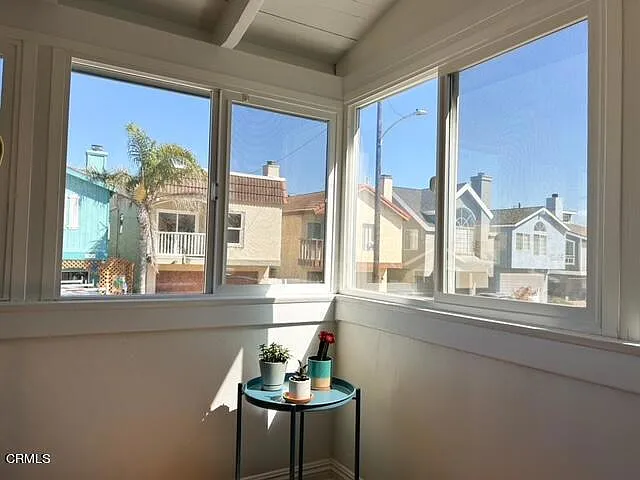248 Cahuenga Dr — Photo 8