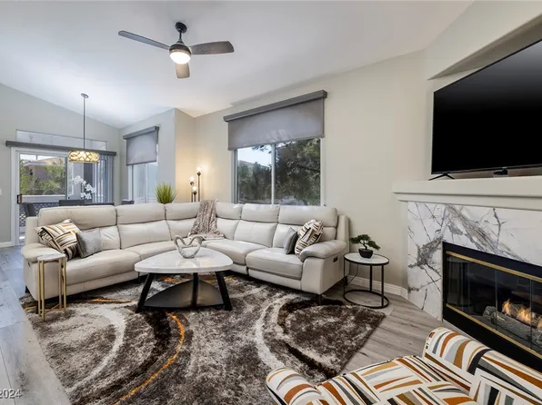 700 Carnegie St APT 4424, Henderson, NV 89052