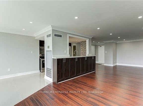 5th image of 3 Rowntree Rd #710