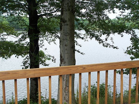 2nd image of 1529 Lake Crest Dr