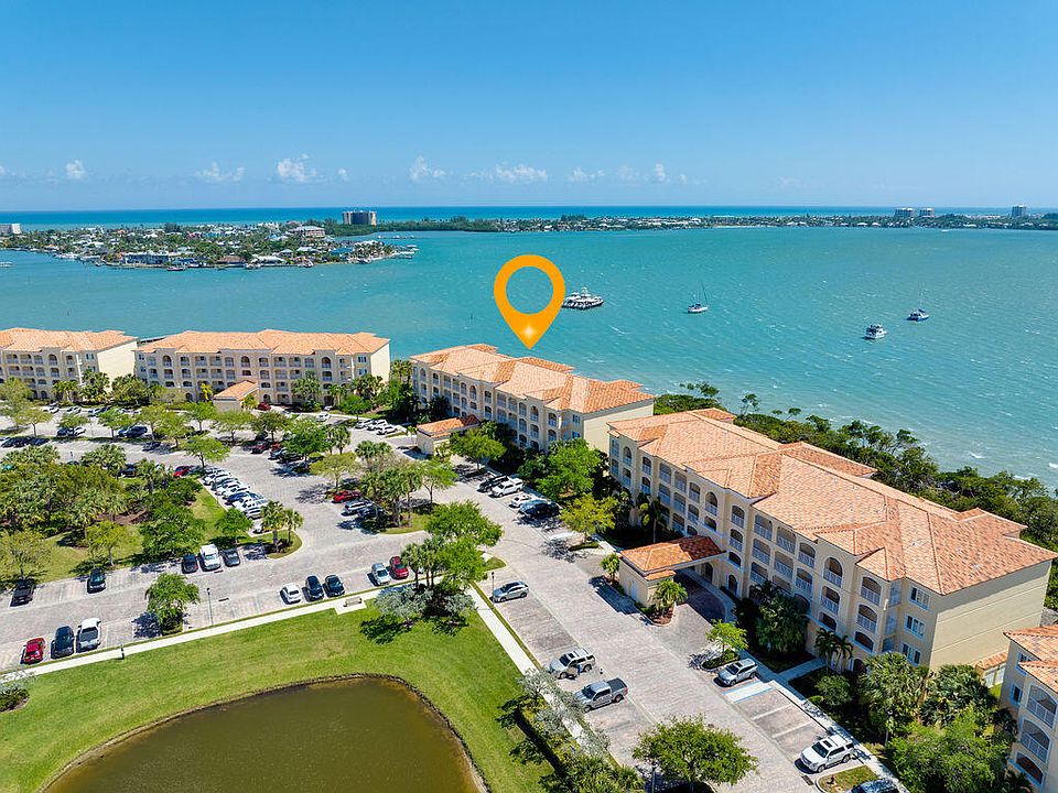 1st image of 22 Harbour Isle Drive #205