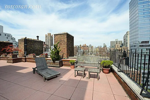 Sold by Corcoran | media 17