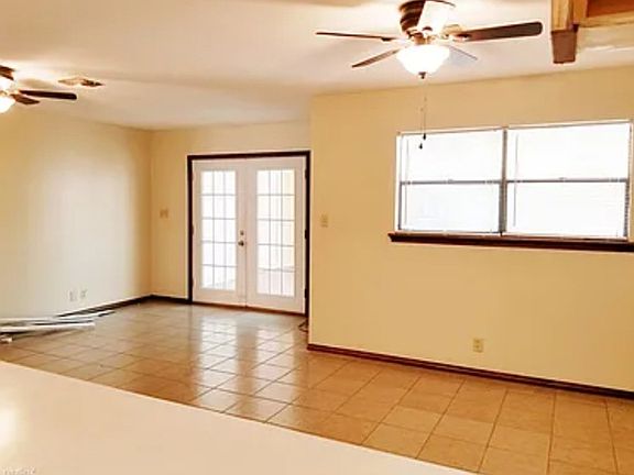 4th image of 5407 Palm Valley Dr N
