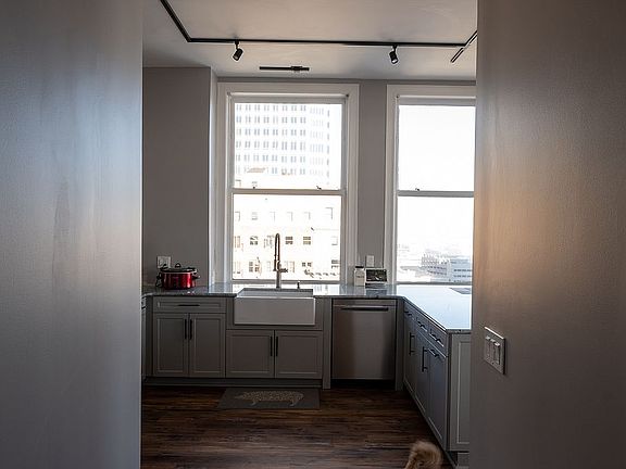 2nd image of 300 S 16th St APT 1004