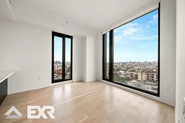 Rented by EXR | media 5