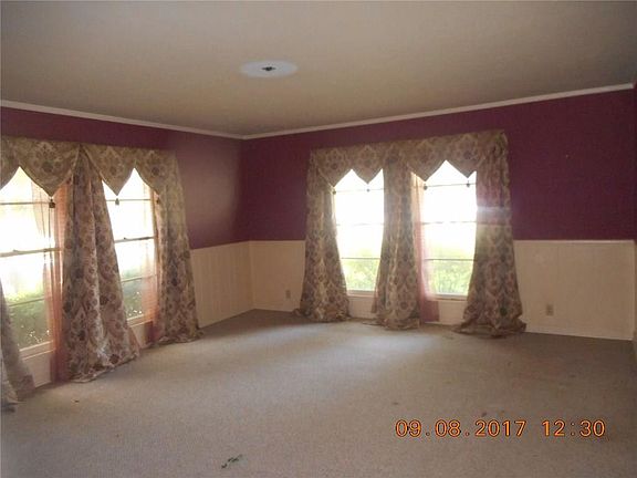 3rd image of 1504 W Main St