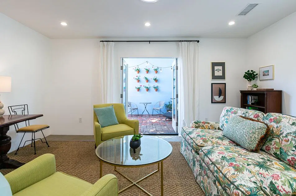 3127 Griffith Park Blvd — Photo 4
