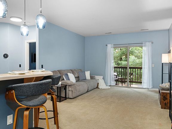 4th image of 5196 Sassafras Dr Unit 205