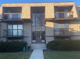 9841 Sunrise Blvd, North Royalton, OH 44133
