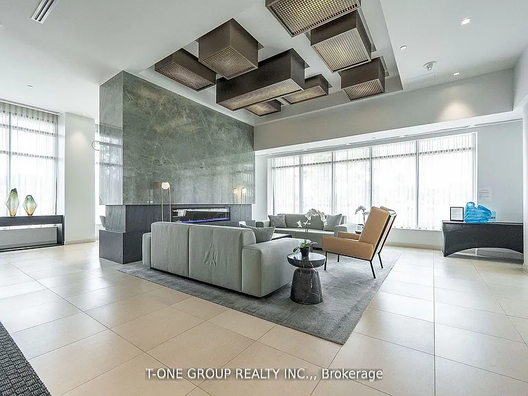188 Fairview Mall Dr #915 — Photo 24