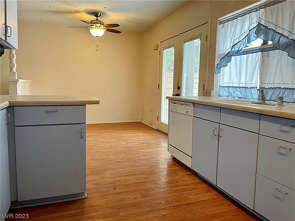 5th image of 6116 Meadowhaven Ln
