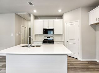 938 Dayflower Ct, Lavon, TX 75166