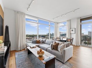 2207 Bancroft St APT 1104, Houston, TX 77027