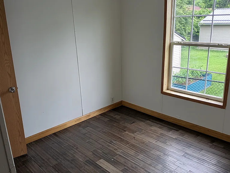 64 Rosebud Ave — Photo 14