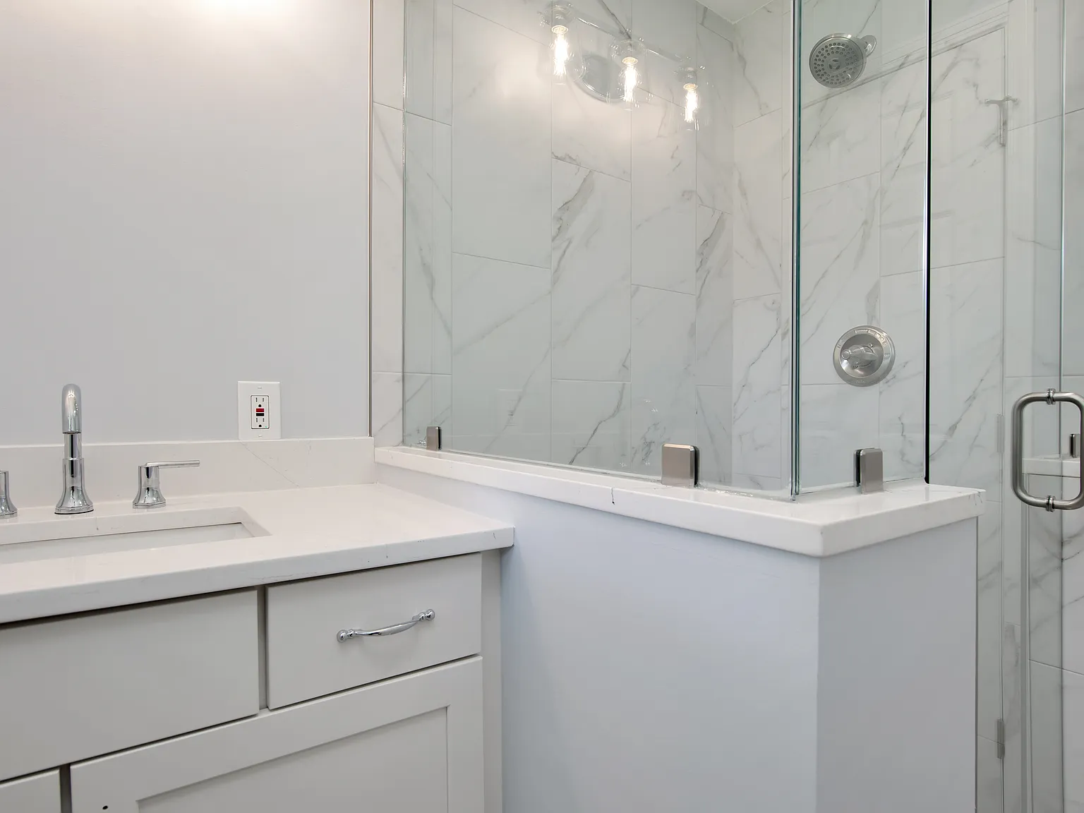 4 bed, 1700 sqft, $2,650 — Photo 3