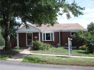 605 Waterford Dr, Pittsburgh, PA 15234